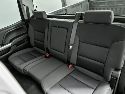 Used 2018 Chevrolet Silverado 2500 LT image 20