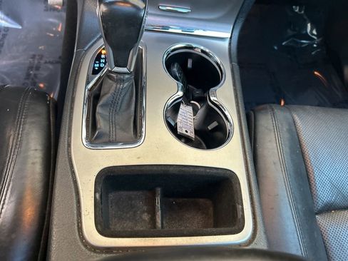 Used 2019 Jeep Grand Cherokee Limited w/ Luxury Group II image 49