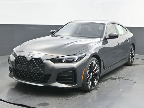 New 2026 BMW 430i w/ M Sport Package image 3