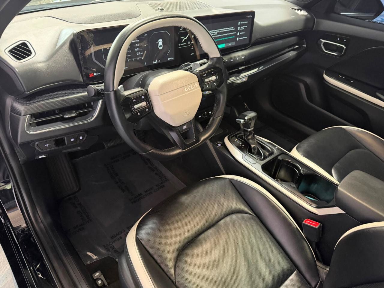 Used 2025 Kia K4 GT-Line w/ GT-Line Premium Package FWD image 14
