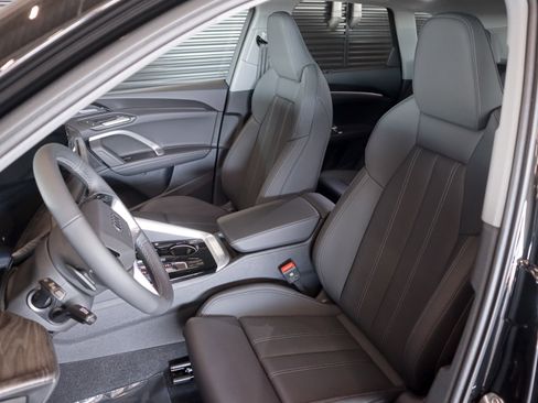 New 2025 Audi Q5 Premium Plus image 8