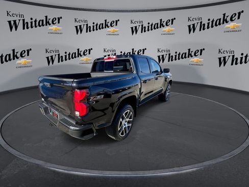 Used 2023 Chevrolet Colorado Z71 w/ Z71 Convenience Package 2 image 8
