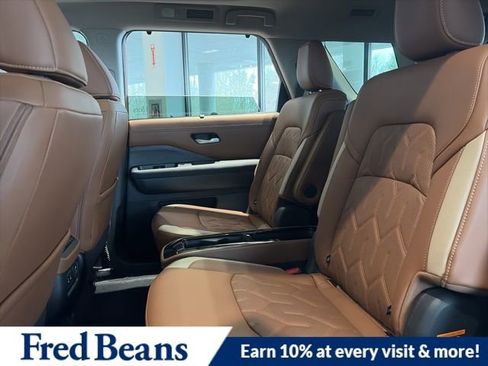 New 2026 Nissan Pathfinder Platinum AWD/4WD image 8