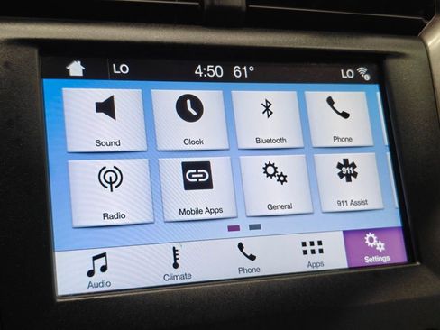 Used 2017 Ford Fusion SE w/ Fusion SE Technology Package FWD image 35