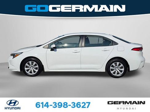 Used 2023 Toyota Corolla LE FWD image 12