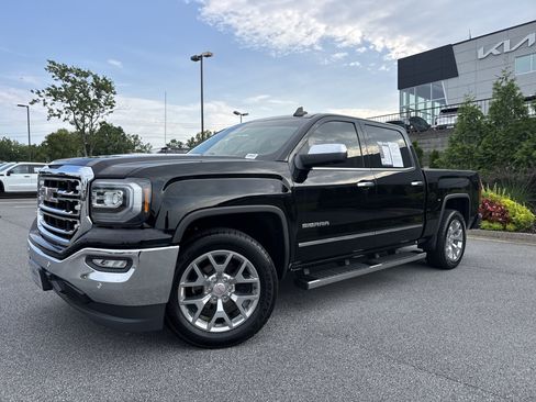 Used 2018 GMC Sierra 1500 SLT w/ Enhanced Driver Alert Package RWD image 5