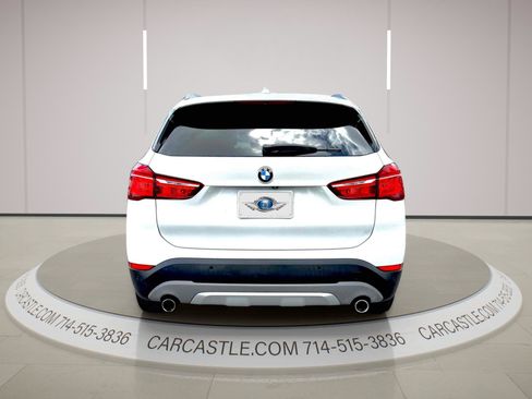 Used 2017 BMW X1 sDrive28i FWD image 4