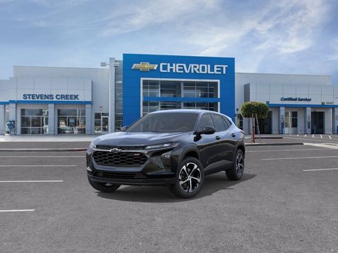 New 2026 Chevrolet Trax RS w/ Driver Confidence Package FWD image 8