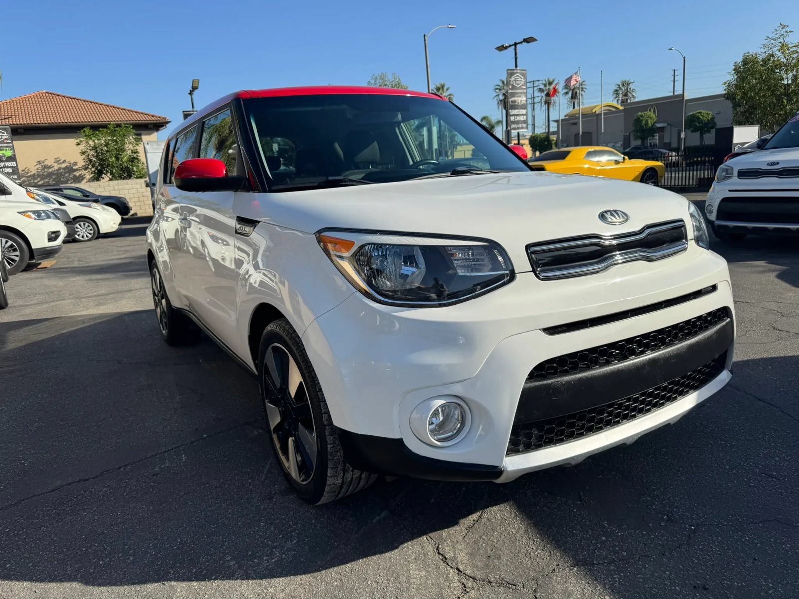 Used 2018 Kia Soul + FWD image 3