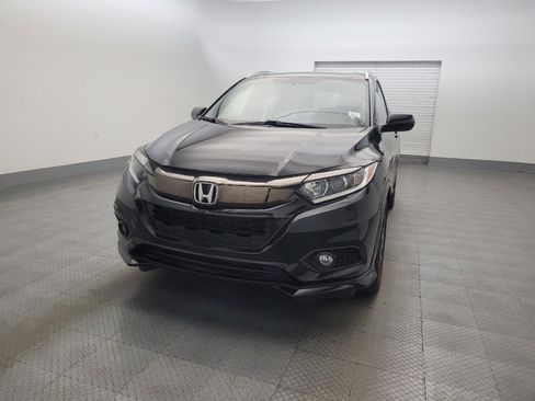 Used 2021 Honda HR-V Sport image 15