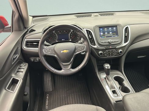 Used 2019 Chevrolet Equinox LT FWD image 10