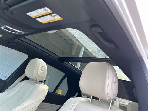 Used 2024 Mercedes-Benz GLE 350 4MATIC image 19