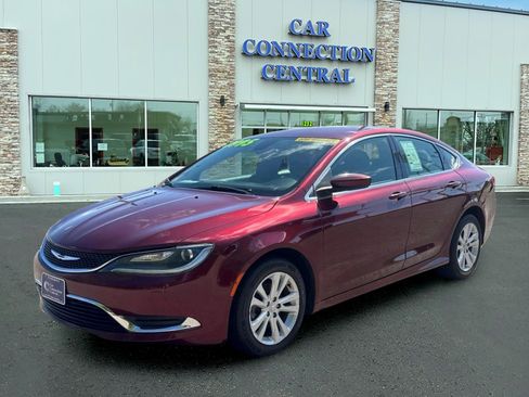 Used 2016 Chrysler 200 Limited FWD image 1