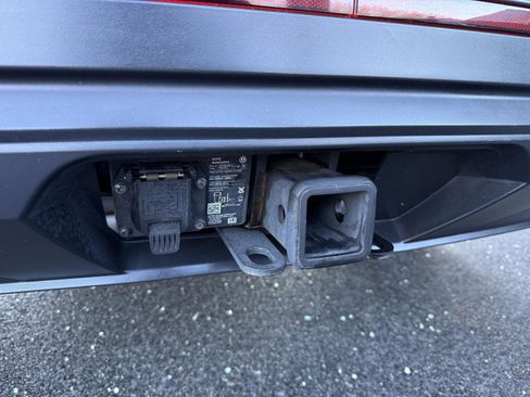 Used 2022 Volkswagen Atlas SE image 40