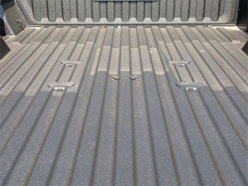 New 2025 GMC Sierra 2500 Denali w/ Denali Reserve Package image 17