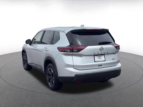 Used 2025 Nissan Rogue SV AWD/4WD image 11
