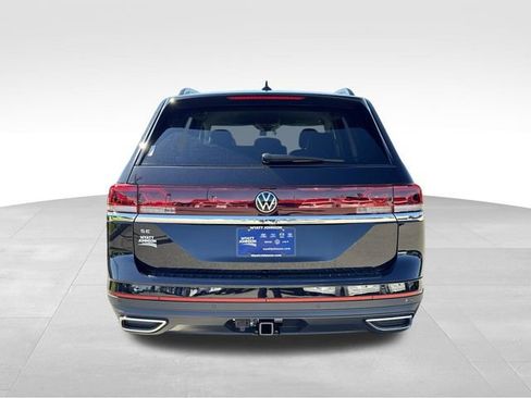 New 2026 Volkswagen Atlas SE FWD image 4