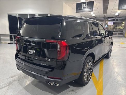 Used 2025 GMC Yukon Denali Ultimate image 9