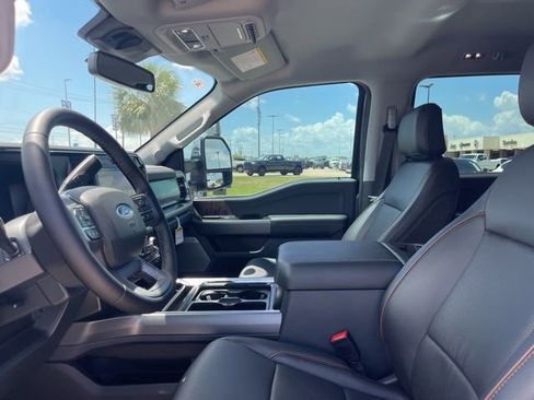 New 2025 Ford F250 Lariat w/ Chrome Package image 11