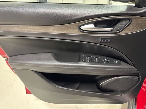 Used 2022 Alfa Romeo Stelvio Ti image 12