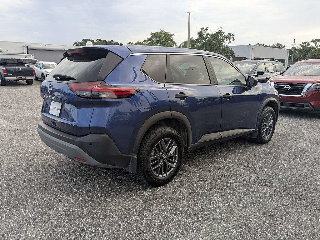 Used 2023 Nissan Rogue S FWD image 5