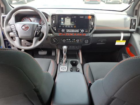New 2026 Nissan Frontier PRO-4X w/ Pro-4x Convenience Package AWD/4WD image 31