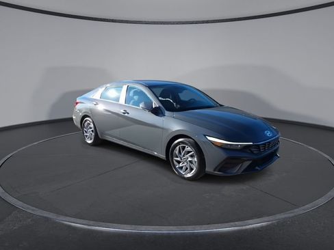 New 2026 Hyundai Elantra Blue image 2