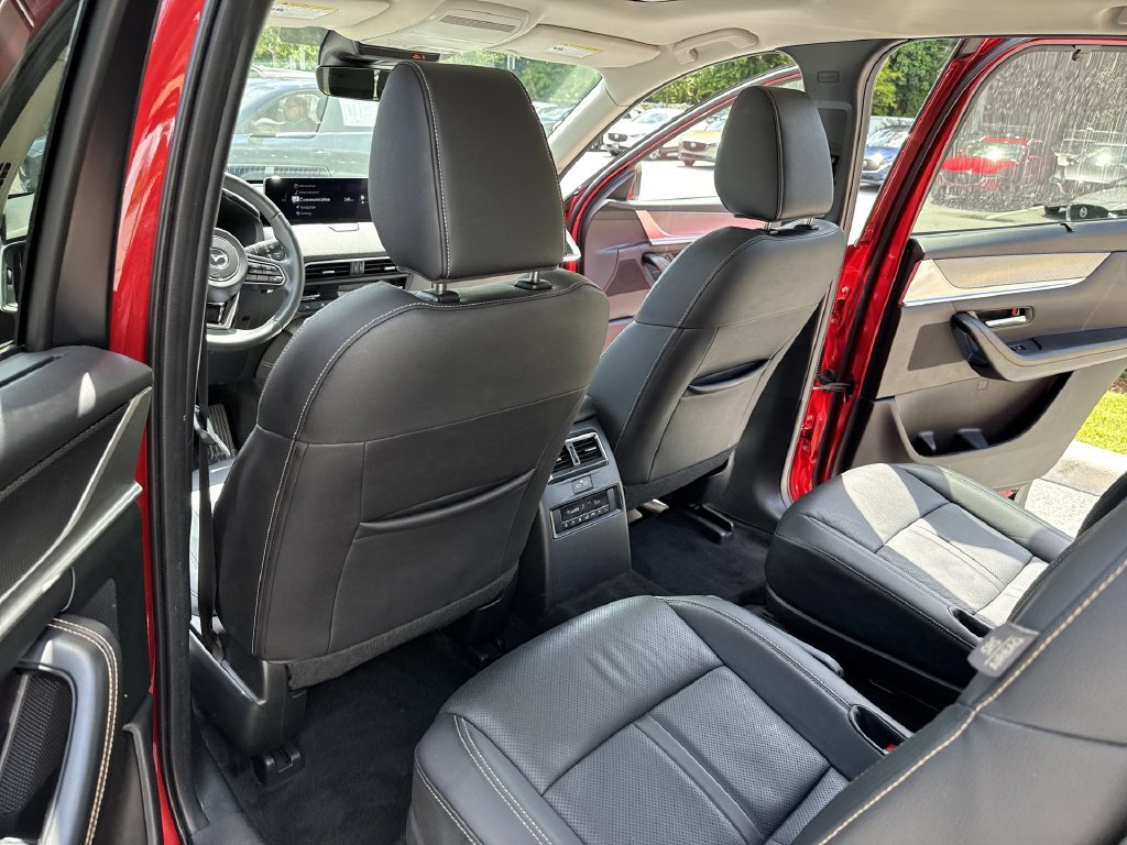 Certified 2024 MAZDA CX-90 Plug-In Hybrid w/ Preferred AWD/4WD image 34