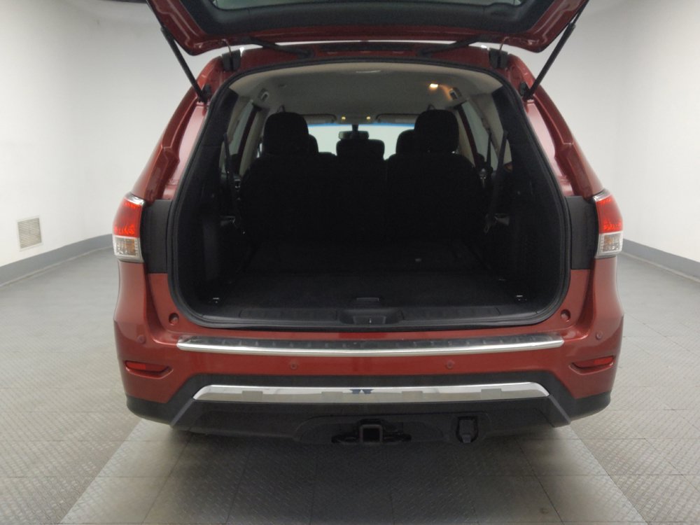 Used 2016 Nissan Pathfinder SV w/ Trailer Tow Package AWD/4WD image 29