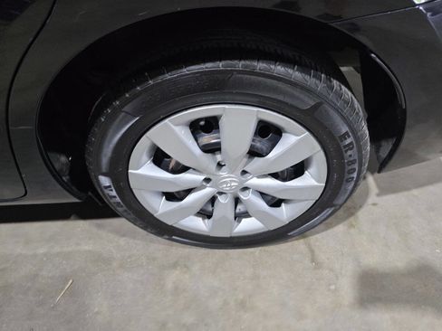 Used 2016 Toyota Corolla LE FWD image 20
