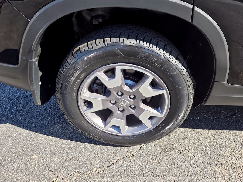 Used 2023 Honda Passport TrailSport image 9