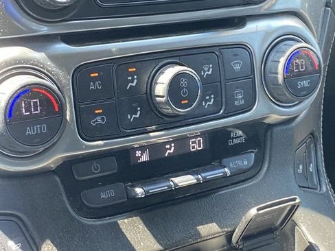 Used 2019 Chevrolet Tahoe LT w/ LT Midnight Edition AWD/4WD image 21