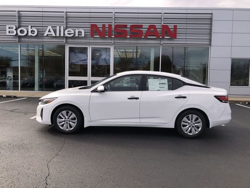 New 2025 Nissan Sentra S image 11