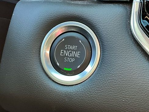 Certified 2024 GMC Canyon Elevation w/ Elevation Premium Package image 41