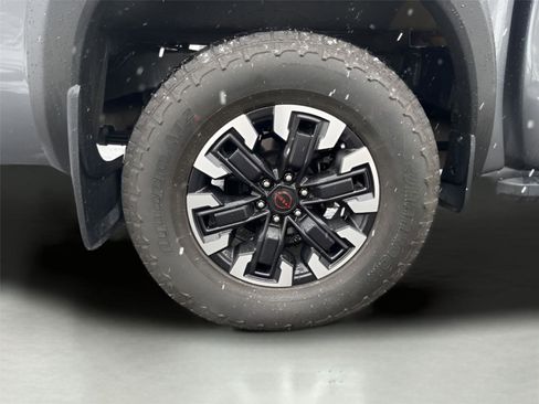 Used 2023 Nissan Frontier PRO-4X w/ Pro Convenience Package image 40