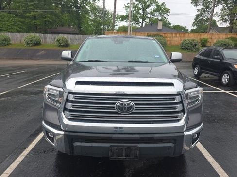 Used 2018 Toyota Tundra Limited w/ Limited Premium Package image 2