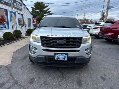 Used 2017 Ford Explorer Sport image 14