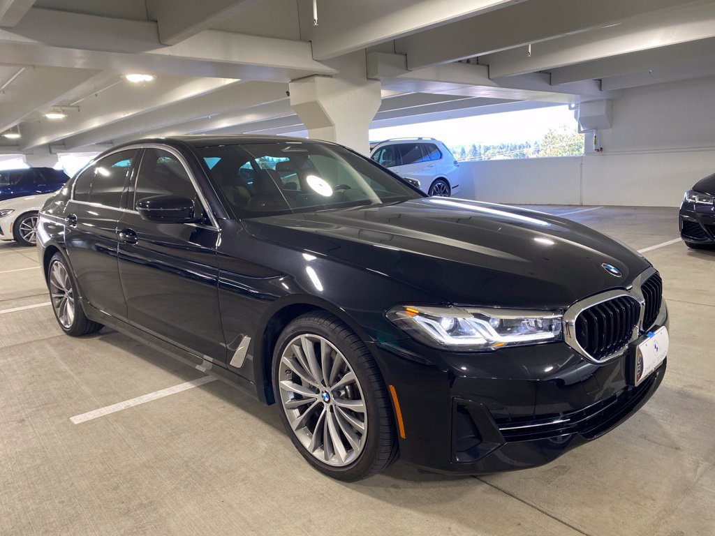 Used 2023 BMW 540i xDrive w/ Executive Package AWD/4WD image 3