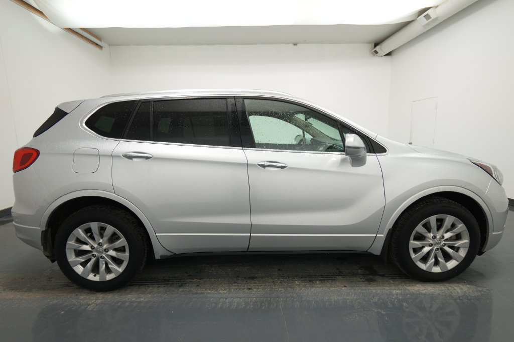 Used 2018 Buick Envision Essence AWD/4WD image 9