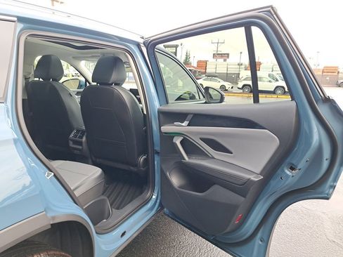 New 2026 Volkswagen Tiguan SE image 14