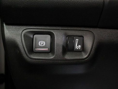 Certified 2023 GMC Acadia AT4 w/ Preferred Package AWD/4WD image 22