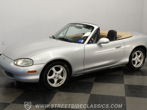 Used 1999 MAZDA MX-5 Miata image 5