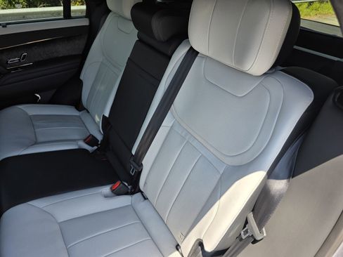 Used 2025 Land Rover Range Rover Sport Autobiography AWD/4WD image 15