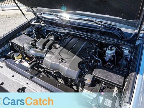 Used 2019 Toyota 4Runner SR5 image 41