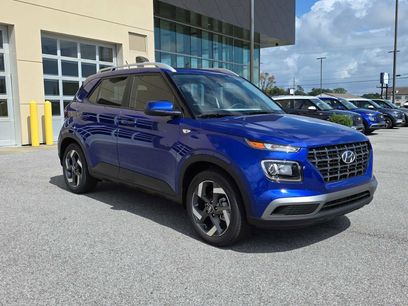 New 2025 Hyundai Venue SEL