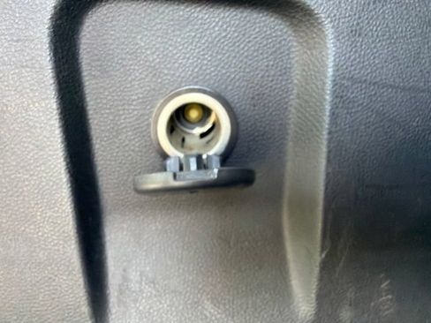 Used 2012 Chevrolet Equinox LT FWD image 12