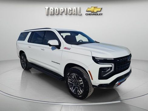Used 2026 Chevrolet Suburban Z71 w/ Comfort Package AWD/4WD image 7