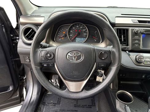 Used 2013 Toyota RAV4 XLE AWD/4WD image 15