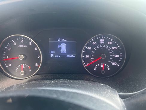Used 2020 Kia Sportage LX FWD image 10