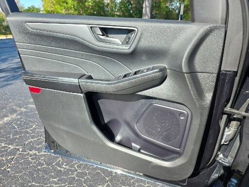 Certified 2024 Ford Escape Active image 19